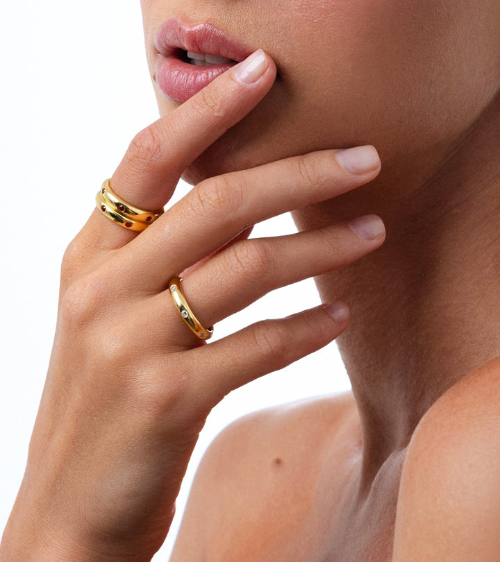 Subtle Spark (White)