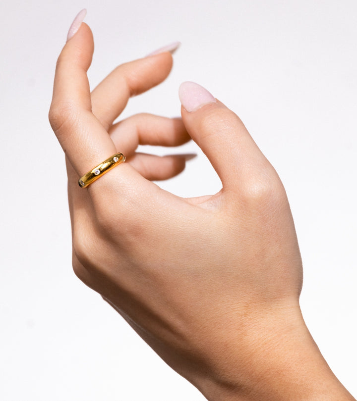 Subtle Spark (White)