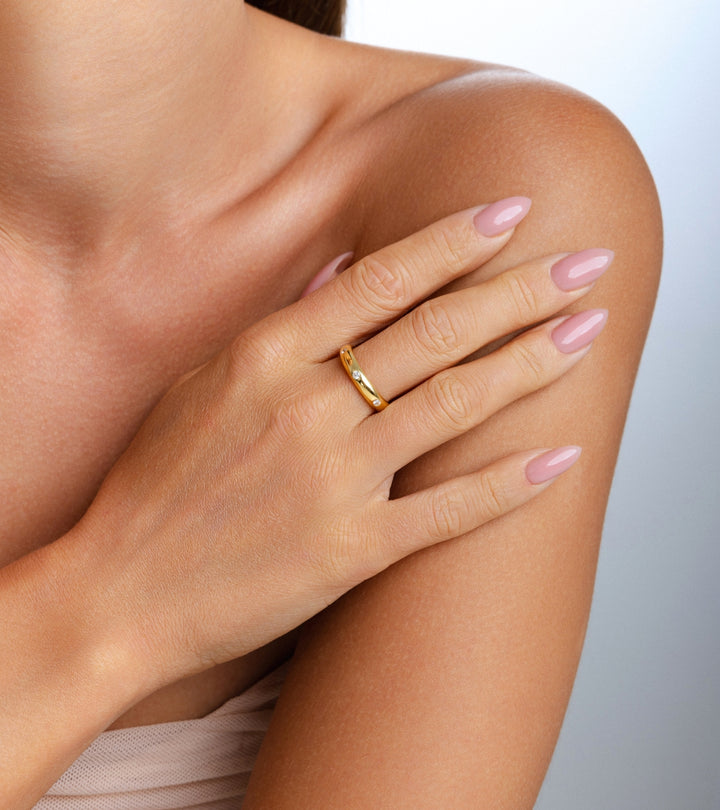 Subtle Spark (White)