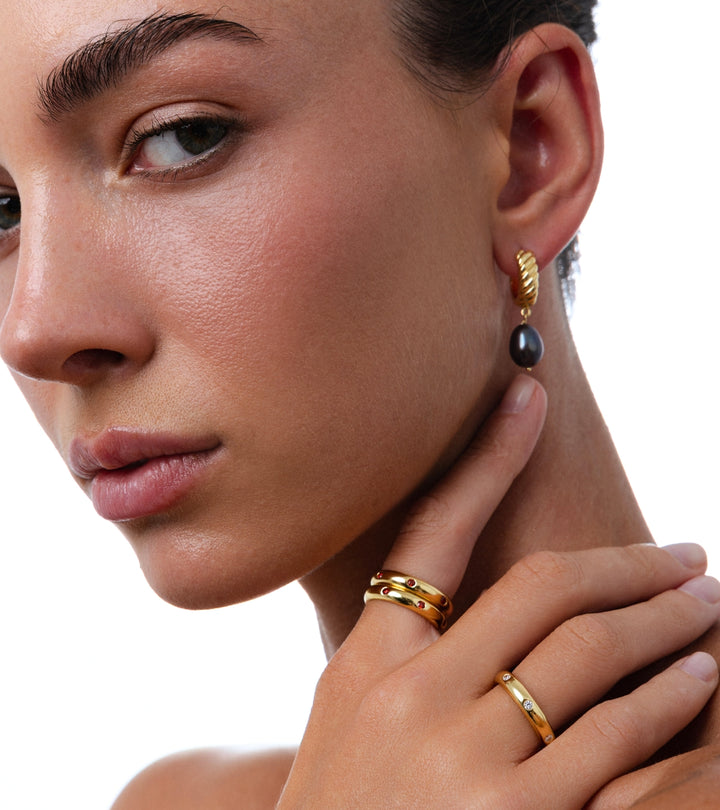 Subtle Spark (White)